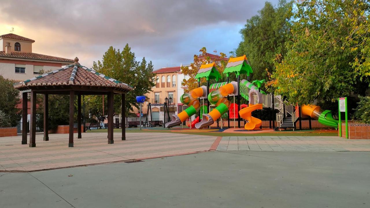 Amplio Apartamento Familiar De 3 Dormitorios En La Zubia Granada A Un Paso De La Alhambra Y Sierra Nevada Esterno foto